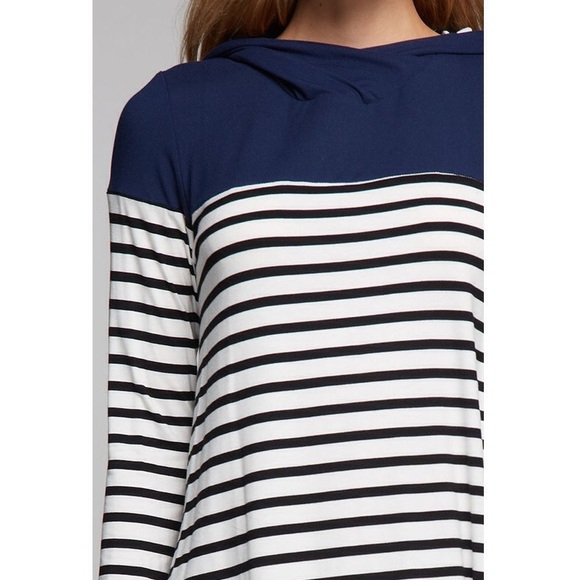Long Sleeve Striped Hoodie Top - Picture 4 of 4